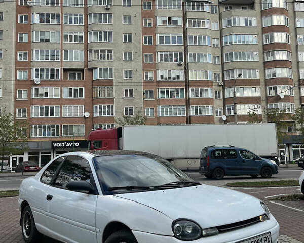 Білий Крайслер Neon, об'ємом двигуна 2 л та пробігом 170 тис. км за 1699 $, фото 4 на Automoto.ua