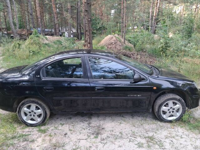 Черный Крайслер Неон, объемом двигателя 2 л и пробегом 211 тыс. км за 3000 $, фото 3 на Automoto.ua