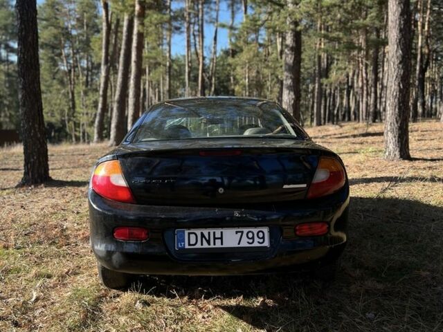 Чорний Крайслер Neon, об'ємом двигуна 2 л та пробігом 202 тис. км за 752 $, фото 4 на Automoto.ua