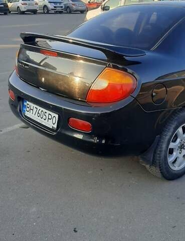 Черный Крайслер Неон, объемом двигателя 2 л и пробегом 265 тыс. км за 4500 $, фото 4 на Automoto.ua