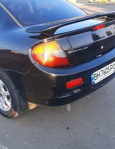 Черный Крайслер Неон, объемом двигателя 2 л и пробегом 265 тыс. км за 4500 $, фото 8 на Automoto.ua