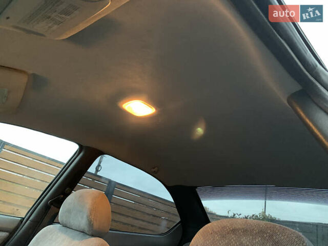 Фіолетовий Крайслер Neon, об'ємом двигуна 2 л та пробігом 187 тис. км за 2650 $, фото 30 на Automoto.ua