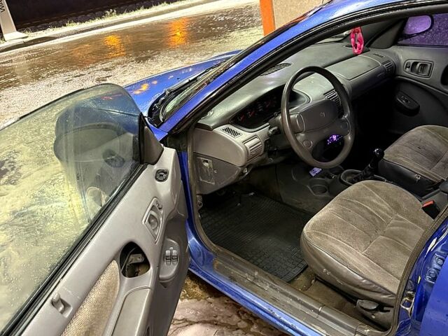 Синий Крайслер Неон, объемом двигателя 2 л и пробегом 0 тыс. км за 800 $, фото 5 на Automoto.ua