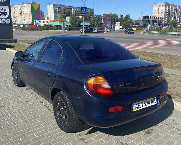 Синій Крайслер Neon, об'ємом двигуна 2 л та пробігом 303 тис. км за 2200 $, фото 3 на Automoto.ua