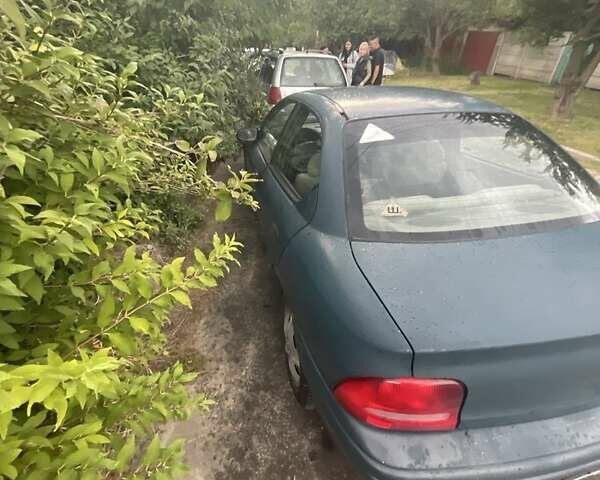 Зелений Крайслер Neon, об'ємом двигуна 2 л та пробігом 200 тис. км за 1200 $, фото 2 на Automoto.ua