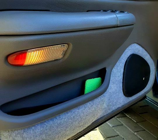 Зелений Крайслер New Yorker, об'ємом двигуна 3.5 л та пробігом 0 тис. км за 4500 $, фото 3 на Automoto.ua