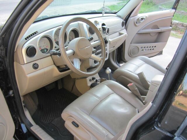 Черный Крайслер ПТ Крузер, объемом двигателя 2.4 л и пробегом 123 тыс. км за 5800 $, фото 10 на Automoto.ua