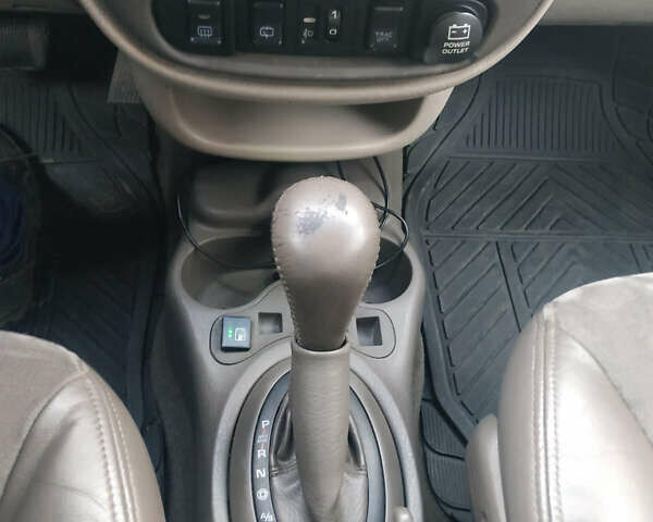 Черный Крайслер ПТ Крузер, объемом двигателя 2 л и пробегом 220 тыс. км за 3800 $, фото 6 на Automoto.ua