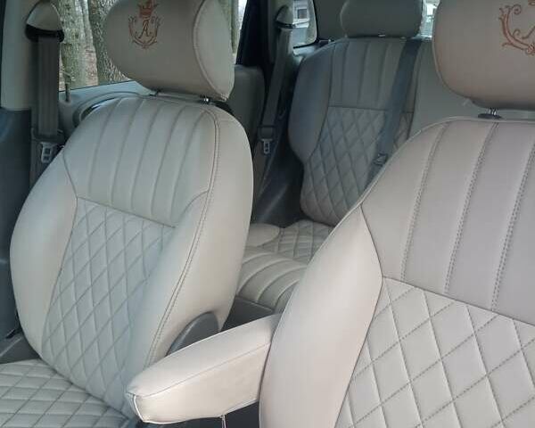 Чорний Крайслер PT Cruiser, об'ємом двигуна 2 л та пробігом 187 тис. км за 3699 $, фото 15 на Automoto.ua