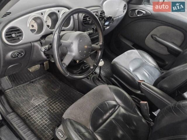 Чорний Крайслер PT Cruiser, об'ємом двигуна 2 л та пробігом 165 тис. км за 4752 $, фото 2 на Automoto.ua