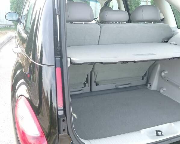 Черный Крайслер ПТ Крузер, объемом двигателя 1.6 л и пробегом 170 тыс. км за 7500 $, фото 34 на Automoto.ua