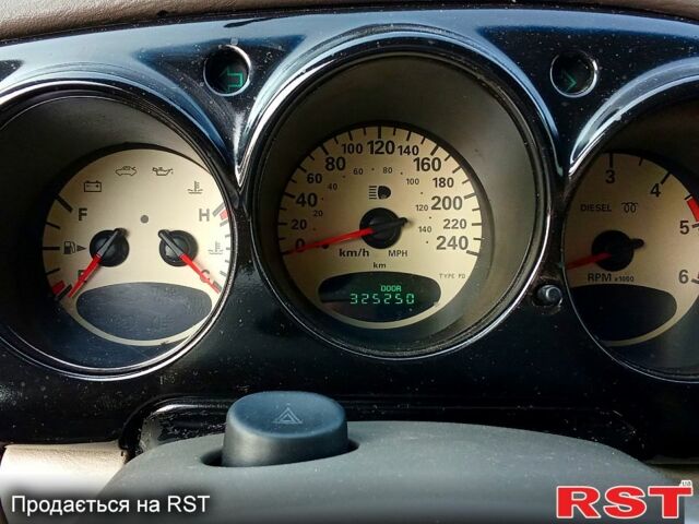 Крайслер PT Cruiser, об'ємом двигуна 2.2 л та пробігом 300 тис. км за 1800 $, фото 3 на Automoto.ua