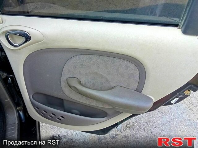 Крайслер PT Cruiser, об'ємом двигуна 2.2 л та пробігом 300 тис. км за 1800 $, фото 6 на Automoto.ua