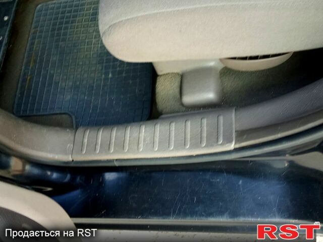 Крайслер PT Cruiser, об'ємом двигуна 2.2 л та пробігом 300 тис. км за 1800 $, фото 5 на Automoto.ua