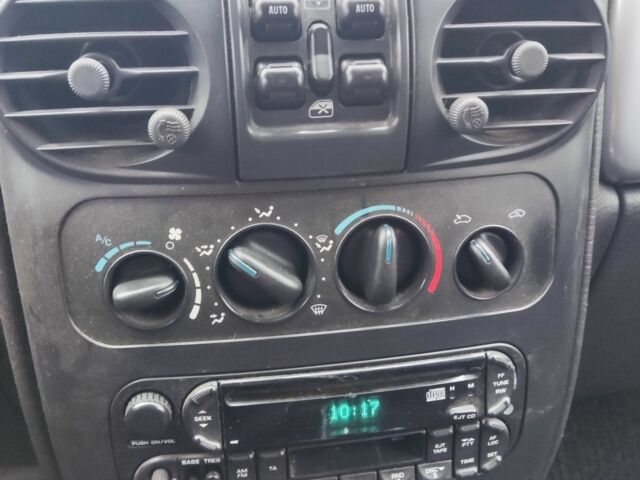 Серый Крайслер ПТ Крузер, объемом двигателя 0 л и пробегом 321 тыс. км за 1905 $, фото 5 на Automoto.ua