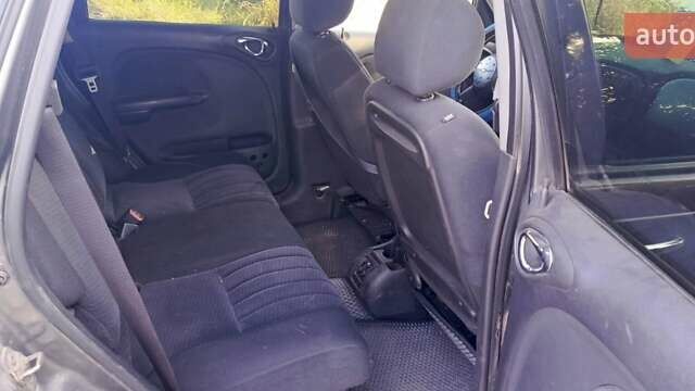 Сірий Крайслер PT Cruiser, об'ємом двигуна 2.15 л та пробігом 250 тис. км за 2700 $, фото 2 на Automoto.ua