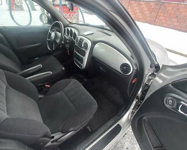 Сірий Крайслер PT Cruiser, об'ємом двигуна 2.2 л та пробігом 236 тис. км за 3900 $, фото 25 на Automoto.ua