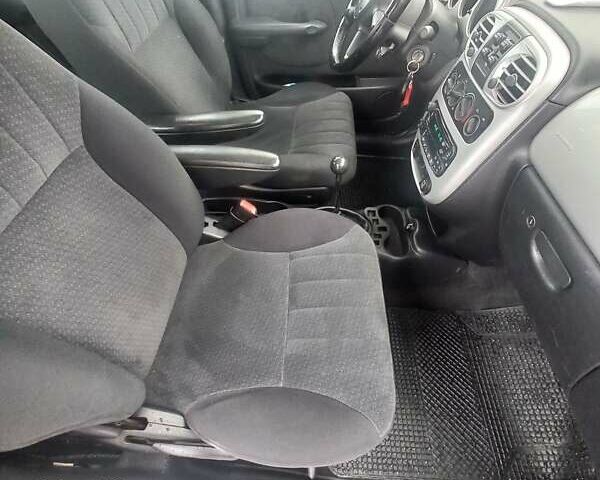 Сірий Крайслер PT Cruiser, об'ємом двигуна 2.2 л та пробігом 236 тис. км за 3900 $, фото 26 на Automoto.ua