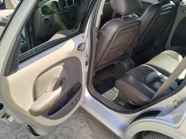 Сірий Крайслер PT Cruiser, об'ємом двигуна 2 л та пробігом 300 тис. км за 3640 $, фото 4 на Automoto.ua