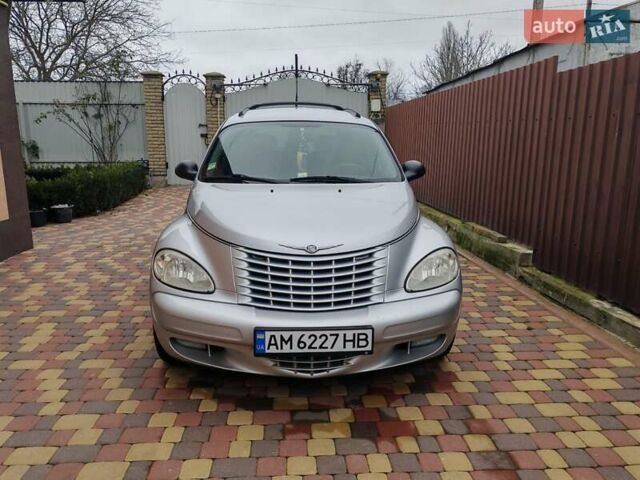 Серый Крайслер ПТ Крузер, объемом двигателя 2.15 л и пробегом 263 тыс. км за 5500 $, фото 2 на Automoto.ua