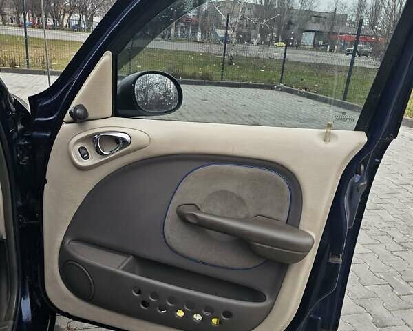 Синий Крайслер ПТ Крузер, объемом двигателя 2 л и пробегом 400 тыс. км за 3600 $, фото 20 на Automoto.ua