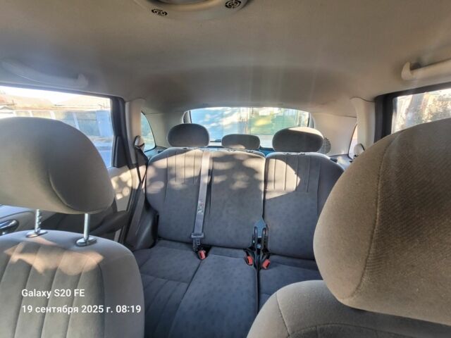 Синій Крайслер PT Cruiser, об'ємом двигуна 2 л та пробігом 255 тис. км за 1825 $, фото 5 на Automoto.ua