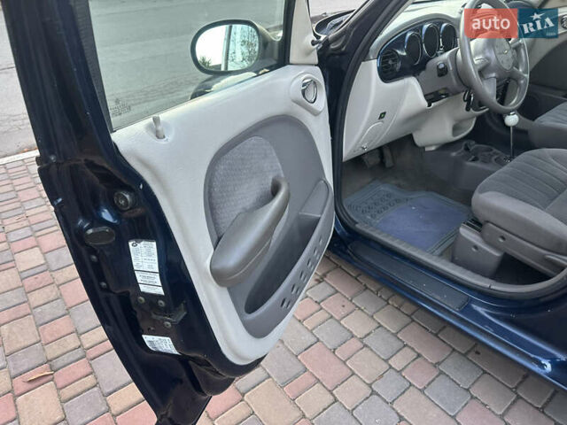 Синий Крайслер ПТ Крузер, объемом двигателя 2.4 л и пробегом 158 тыс. км за 3600 $, фото 30 на Automoto.ua