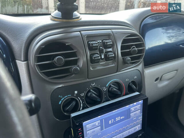 Синий Крайслер ПТ Крузер, объемом двигателя 2.4 л и пробегом 158 тыс. км за 3600 $, фото 26 на Automoto.ua