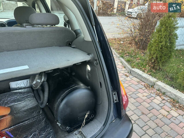 Синий Крайслер ПТ Крузер, объемом двигателя 2.4 л и пробегом 158 тыс. км за 3600 $, фото 14 на Automoto.ua