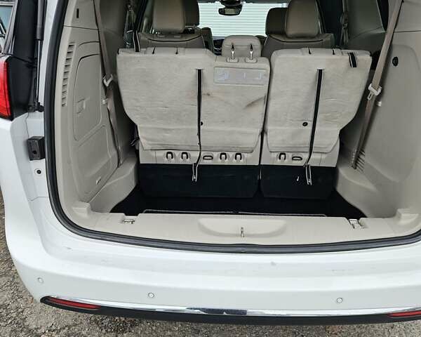 Білий Крайслер Pacifica, об'ємом двигуна 3.61 л та пробігом 98 тис. км за 24000 $, фото 10 на Automoto.ua