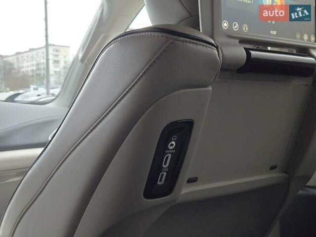 Білий Крайслер Pacifica, об'ємом двигуна 3.6 л та пробігом 99 тис. км за 23900 $, фото 26 на Automoto.ua