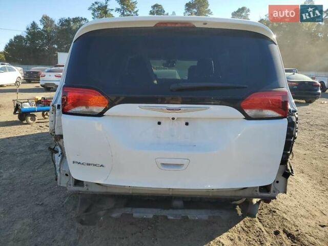 Белый Крайслер Пасифик, объемом двигателя 3.6 л и пробегом 142 тыс. км за 4000 $, фото 5 на Automoto.ua