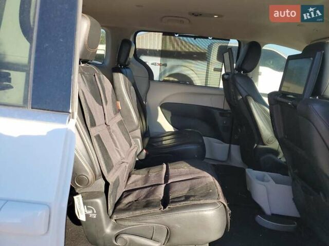 Белый Крайслер Пасифик, объемом двигателя 3.6 л и пробегом 142 тыс. км за 4000 $, фото 9 на Automoto.ua