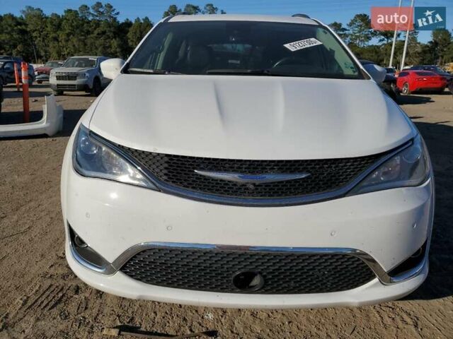 Белый Крайслер Пасифик, объемом двигателя 3.6 л и пробегом 142 тыс. км за 4000 $, фото 4 на Automoto.ua