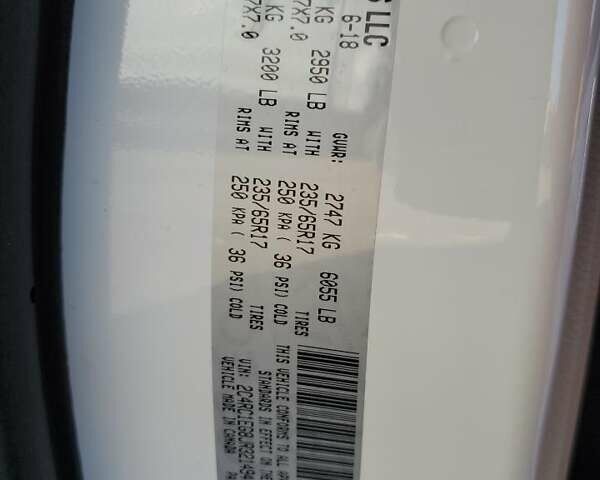 Белый Крайслер Пасифик, объемом двигателя 3.6 л и пробегом 142 тыс. км за 4000 $, фото 11 на Automoto.ua