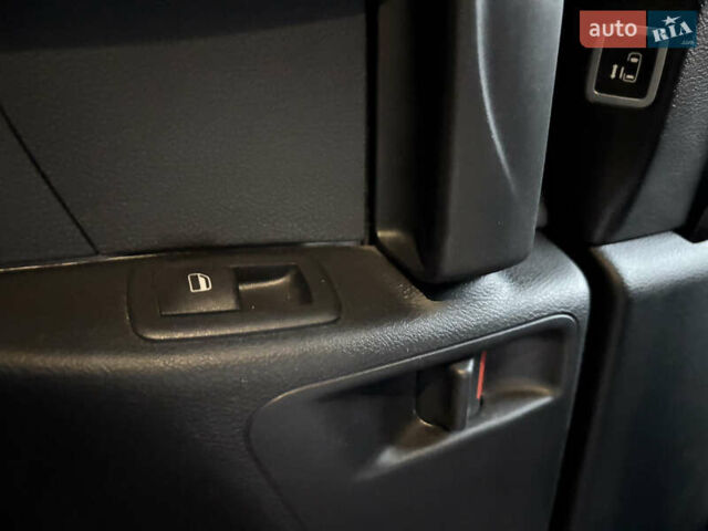 Белый Крайслер Пасифик, объемом двигателя 3.61 л и пробегом 97 тыс. км за 27600 $, фото 34 на Automoto.ua