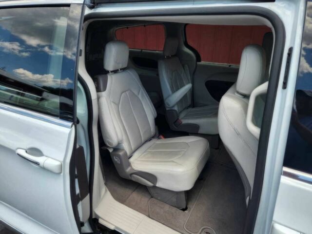 Білий Крайслер Pacifica, об'ємом двигуна 3.6 л та пробігом 38 тис. км за 11200 $, фото 8 на Automoto.ua