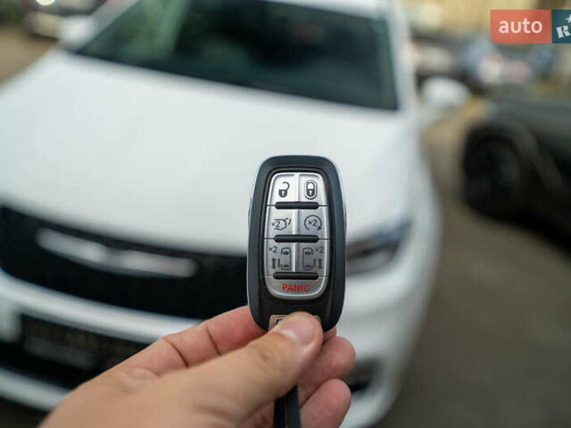 Белый Крайслер Пасифик, объемом двигателя 3.6 л и пробегом 135 тыс. км за 28000 $, фото 37 на Automoto.ua