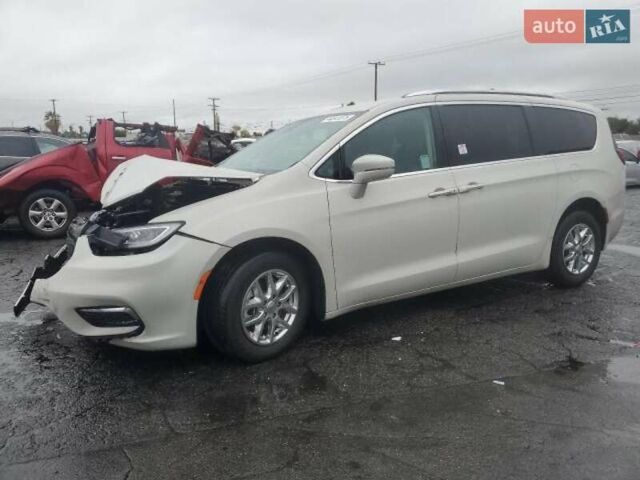 Білий Крайслер Pacifica, об'ємом двигуна 3.6 л та пробігом 146 тис. км за 11000 $, фото 10 на Automoto.ua