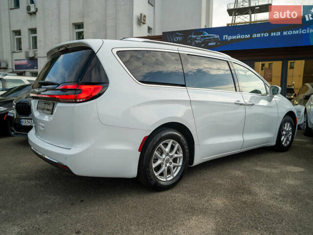 Белый Крайслер Пасифик, объемом двигателя 3.6 л и пробегом 135 тыс. км за 28000 $, фото 10 на Automoto.ua