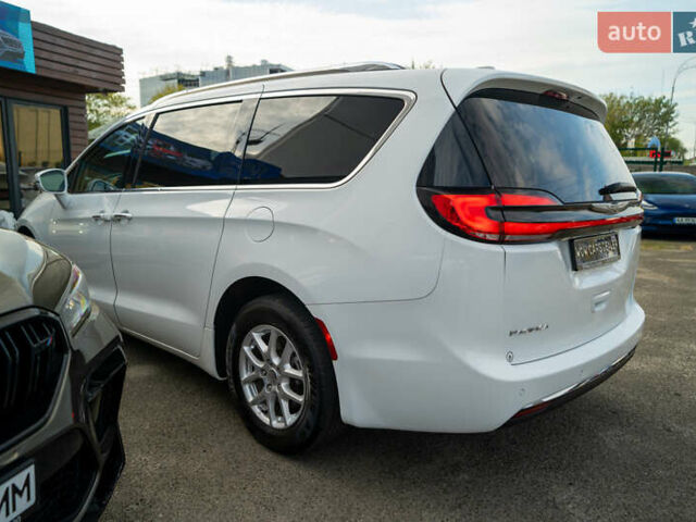 Белый Крайслер Пасифик, объемом двигателя 3.6 л и пробегом 135 тыс. км за 28000 $, фото 9 на Automoto.ua