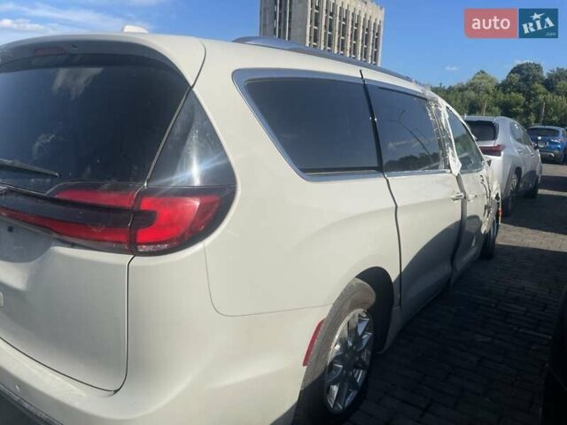 Білий Крайслер Pacifica, об'ємом двигуна 3.6 л та пробігом 146 тис. км за 11000 $, фото 1 на Automoto.ua