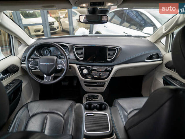 Белый Крайслер Пасифик, объемом двигателя 3.6 л и пробегом 135 тыс. км за 28000 $, фото 21 на Automoto.ua