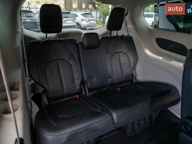 Белый Крайслер Пасифик, объемом двигателя 3.6 л и пробегом 135 тыс. км за 28000 $, фото 29 на Automoto.ua