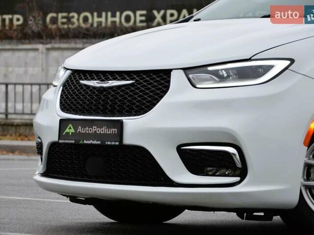 Белый Крайслер Пасифик, объемом двигателя 3.61 л и пробегом 132 тыс. км за 24500 $, фото 9 на Automoto.ua