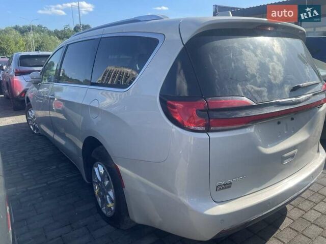 Білий Крайслер Pacifica, об'ємом двигуна 3.6 л та пробігом 146 тис. км за 11000 $, фото 2 на Automoto.ua