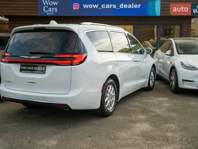 Белый Крайслер Пасифик, объемом двигателя 3.6 л и пробегом 135 тыс. км за 28000 $, фото 7 на Automoto.ua