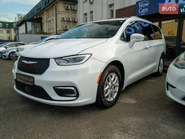 Белый Крайслер Пасифик, объемом двигателя 3.6 л и пробегом 135 тыс. км за 28000 $, фото 2 на Automoto.ua