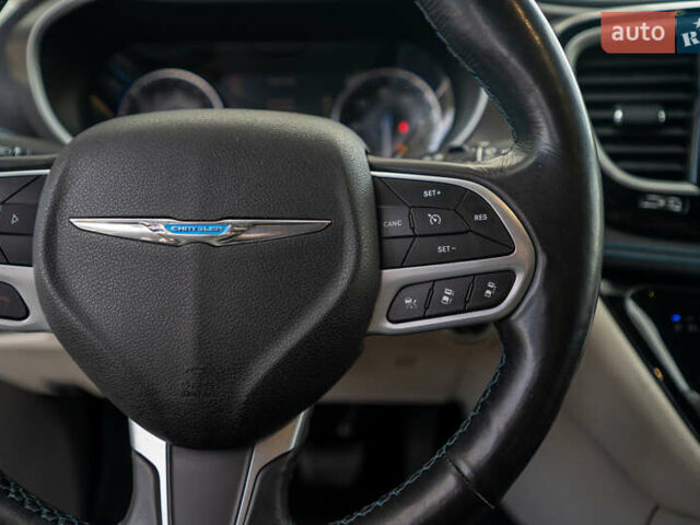 Белый Крайслер Пасифик, объемом двигателя 3.6 л и пробегом 135 тыс. км за 28000 $, фото 23 на Automoto.ua