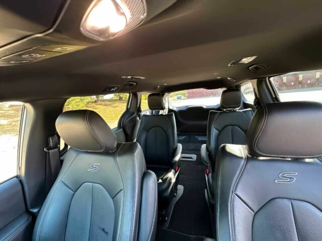 Белый Крайслер Пасифик, объемом двигателя 3.6 л и пробегом 22 тыс. км за 14000 $, фото 9 на Automoto.ua